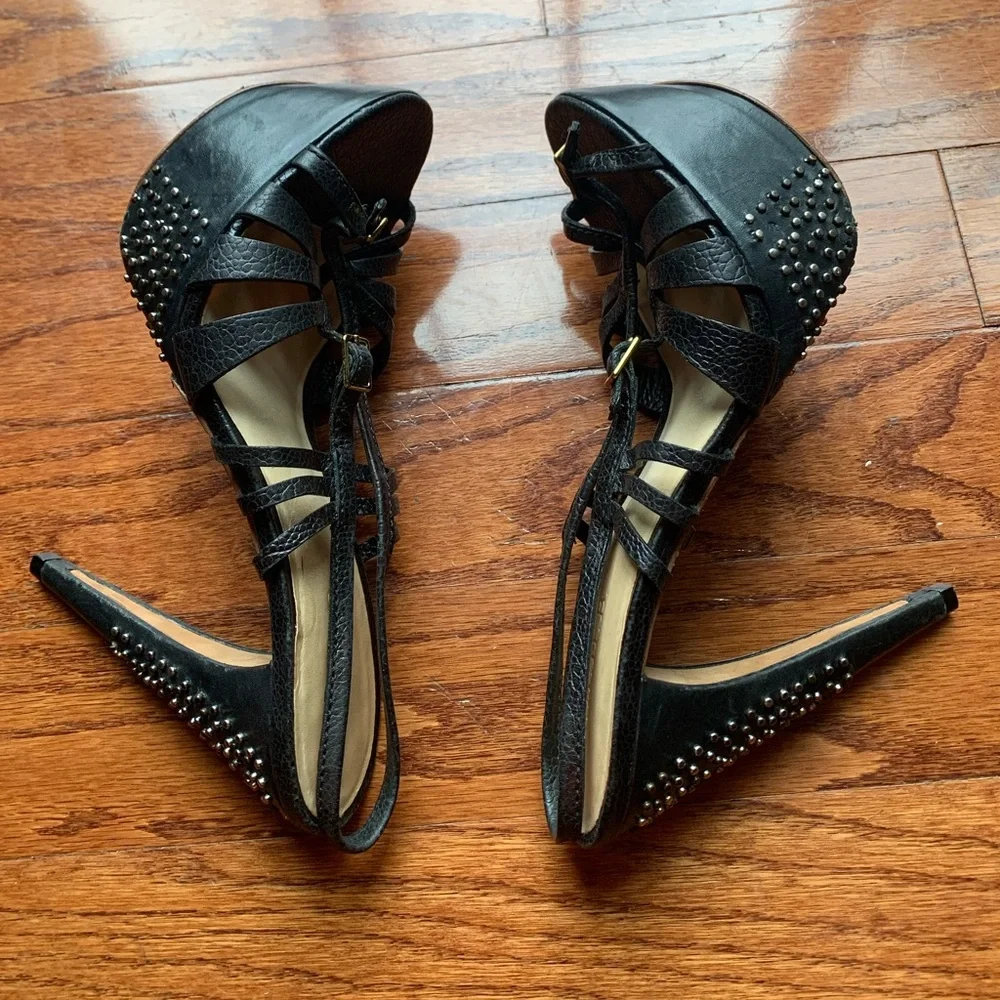L.A.M.B. Shoes Lamb Gwen Stefani Studded Dale Black Platform Strappy Stilettos